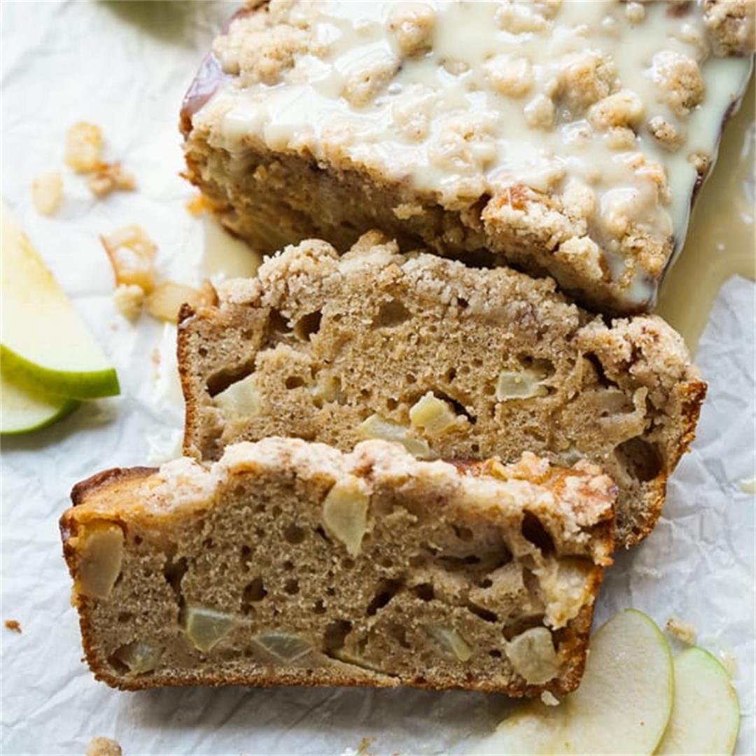 Apple Cinnamon Bread with Crumb Topping
