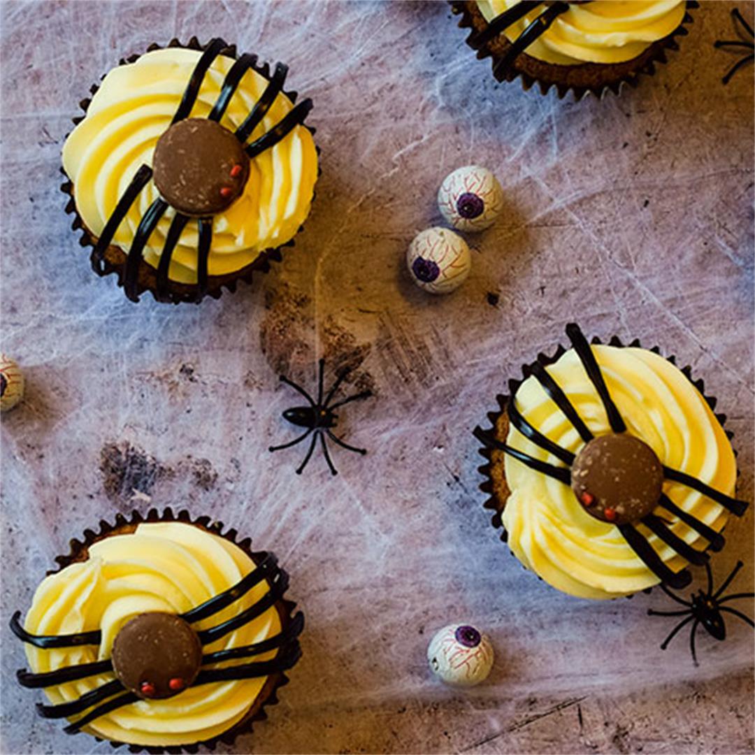 Blackcurrant & Liquorice Spider Cupcakes