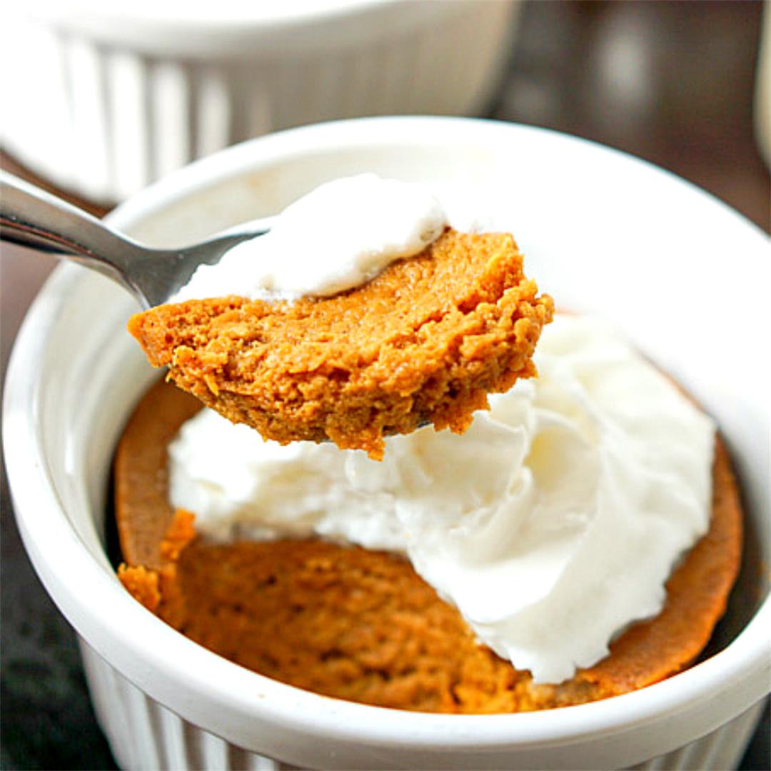 Mini Low Carb Pumpkin Pie Recipe for an Easy Pumpkin Dessert!