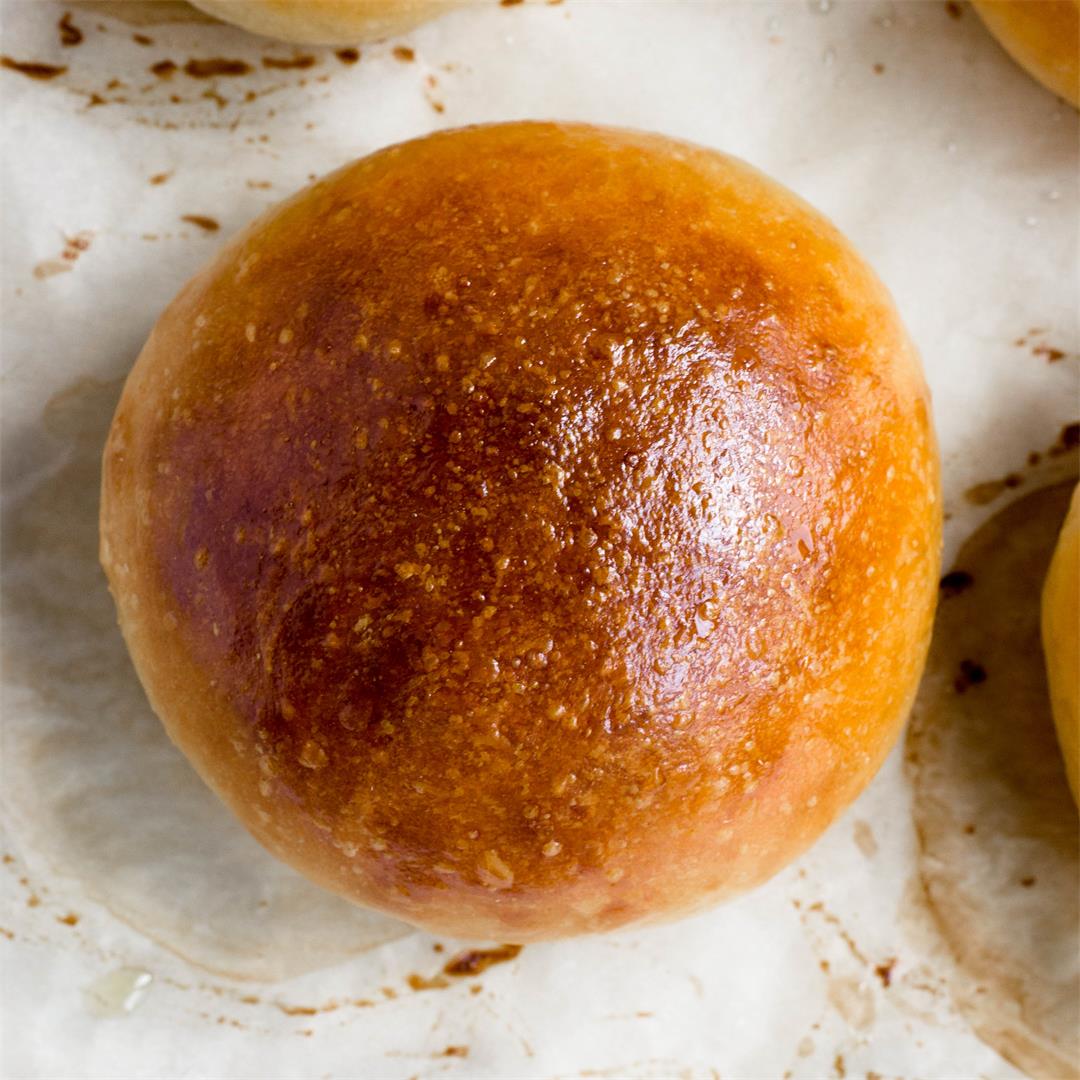 How to make soft brioche burger buns