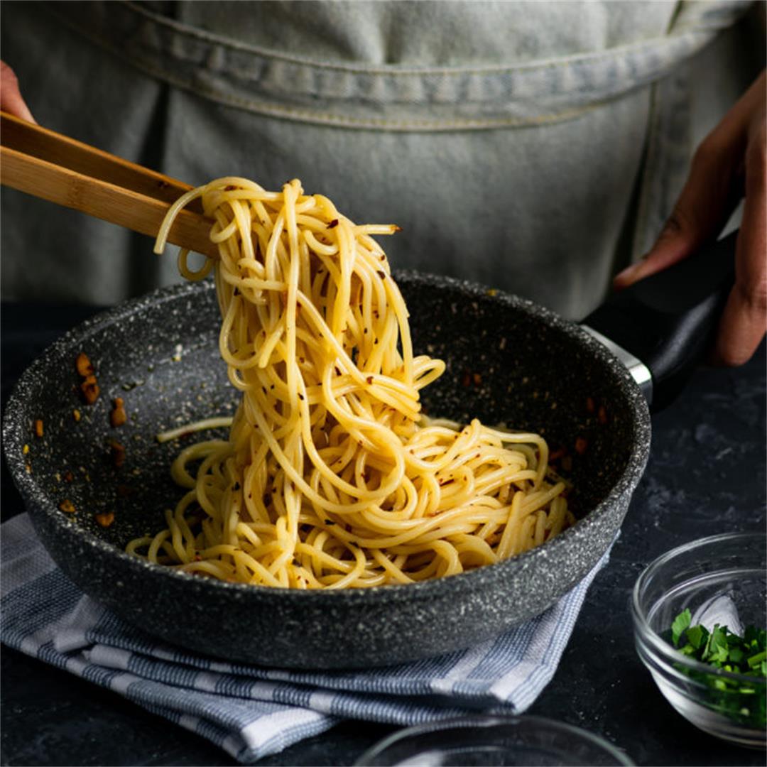 Roasted garlic spaghetti/pasta