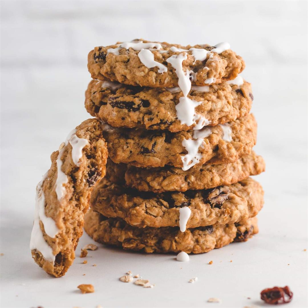 Vegan Oatmeal Raisin Cookies (With Vanilla Icing)