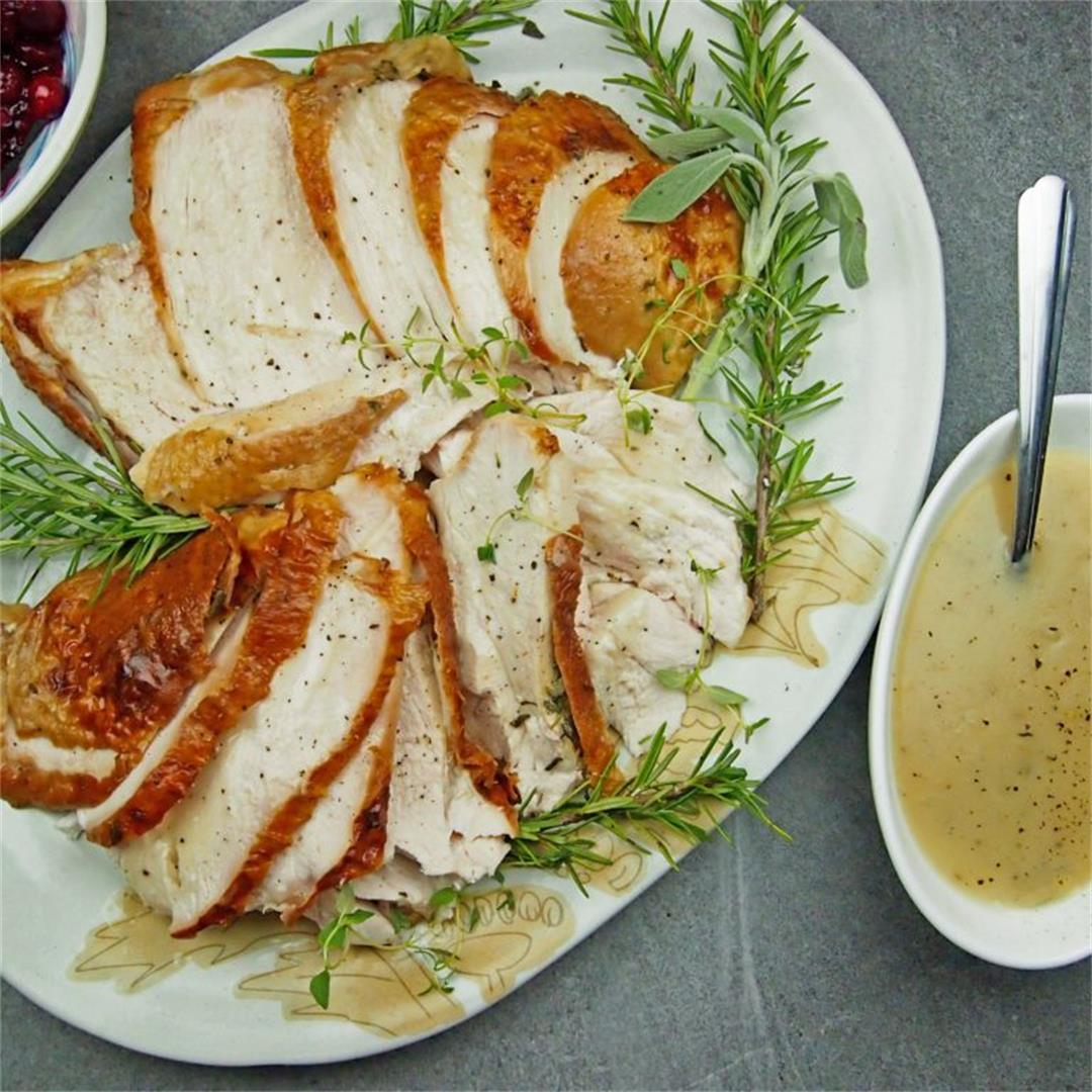 Roasted Turkey Breast with Chardonnay Gravy