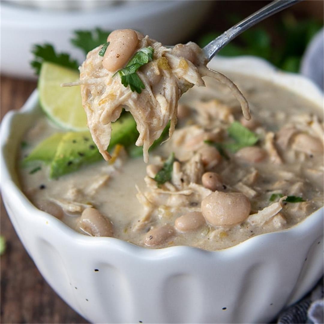 Instant Pot or Slow Cooker White Chicken Chili