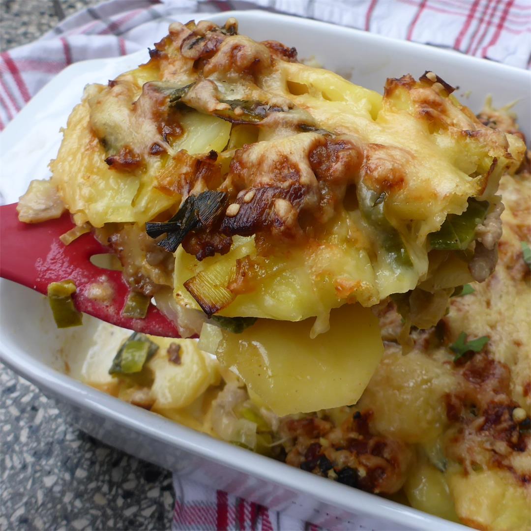 Easy to follow potato leek casserole with ground meat