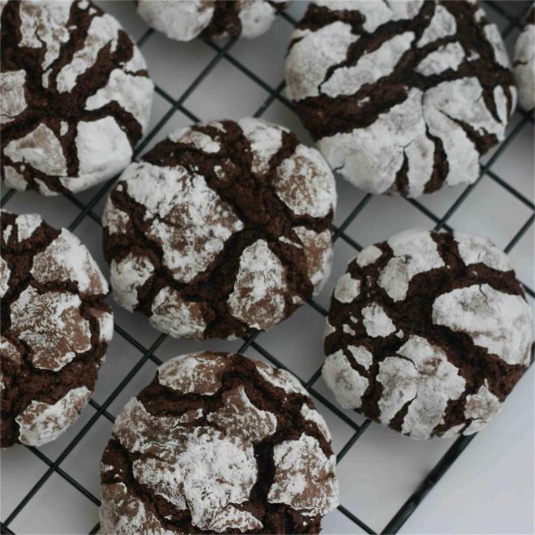 Chocolate crinkle cookies recipe