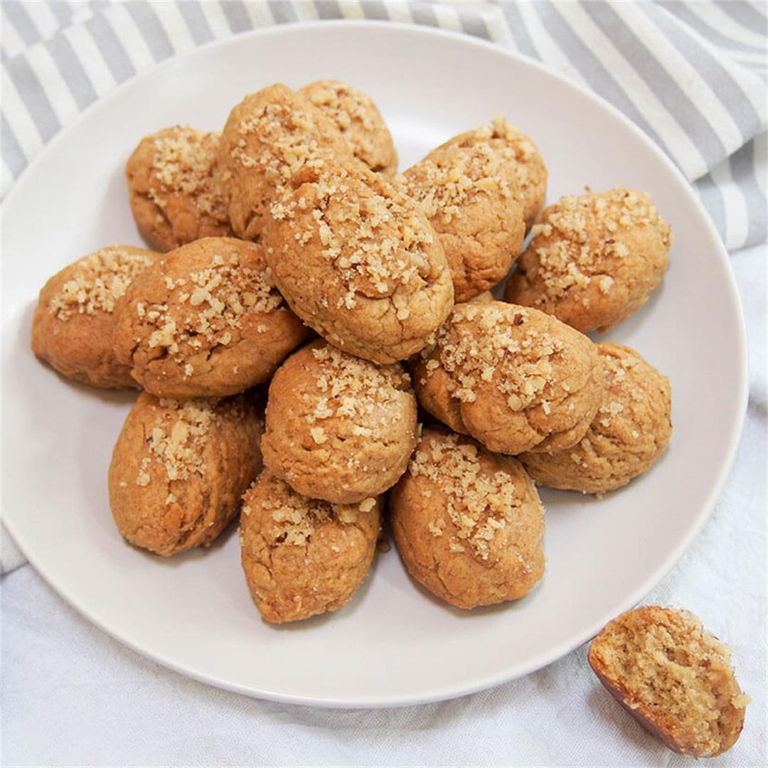 Melomakarona (Greek honey cookies)