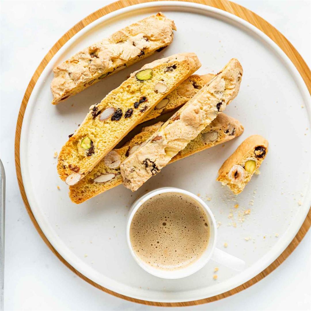 Biscotti with Raisins and Nuts