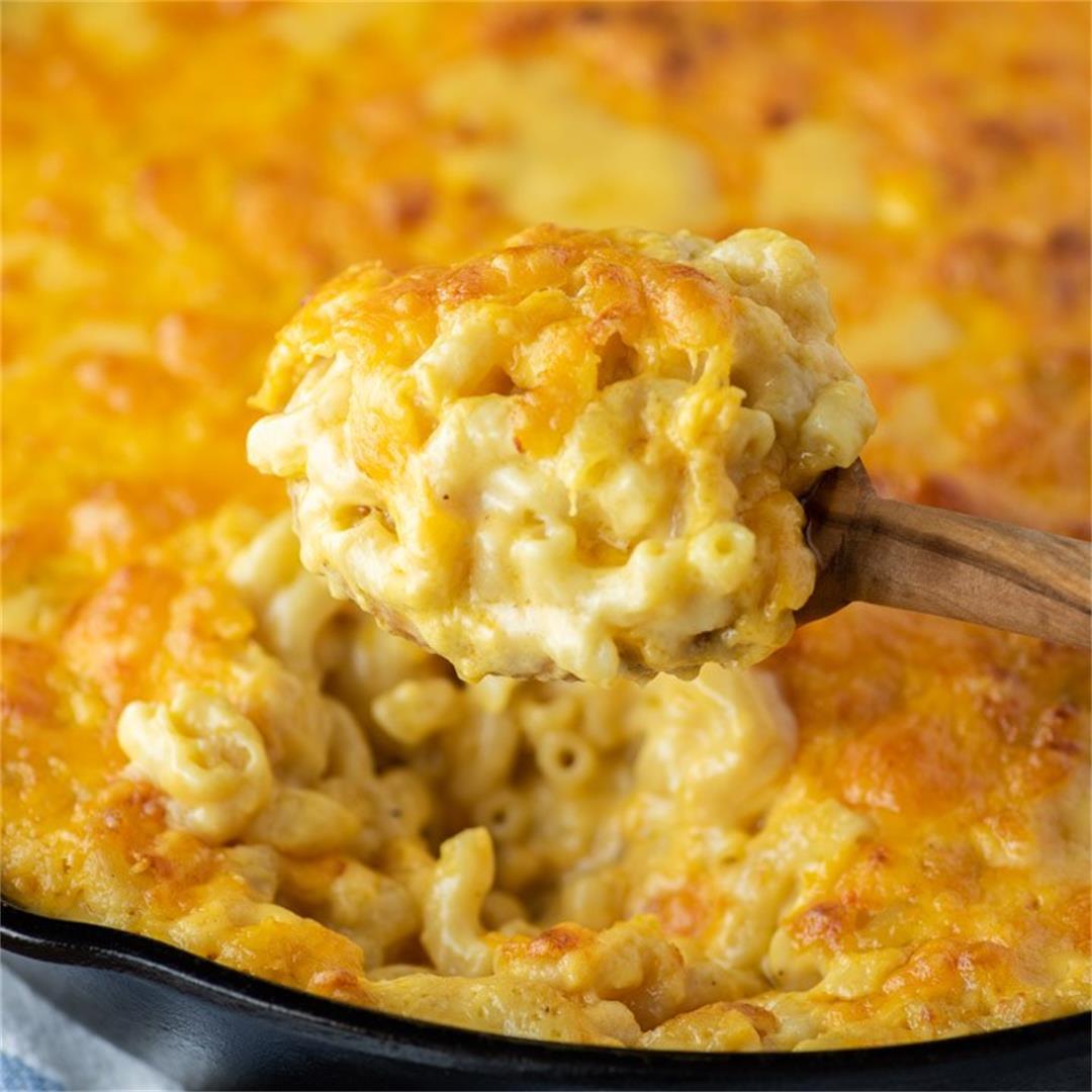 Baked Cheddar Mac and Cheese