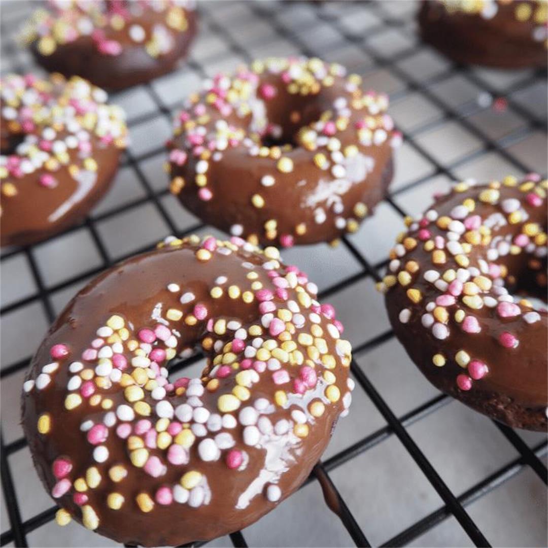 mini vegan chocolate doughnuts