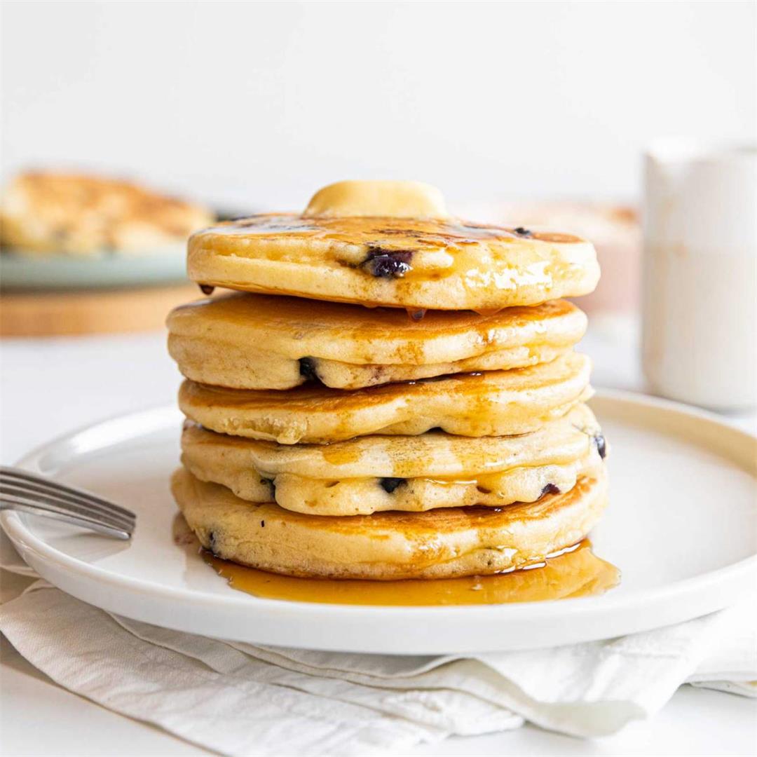 Fluffy Blueberry Pancakes with Kefir