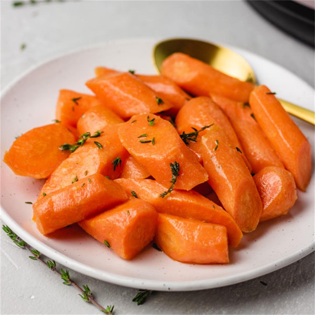 Instant Pot Carrots (Steamed in 3 minutes)