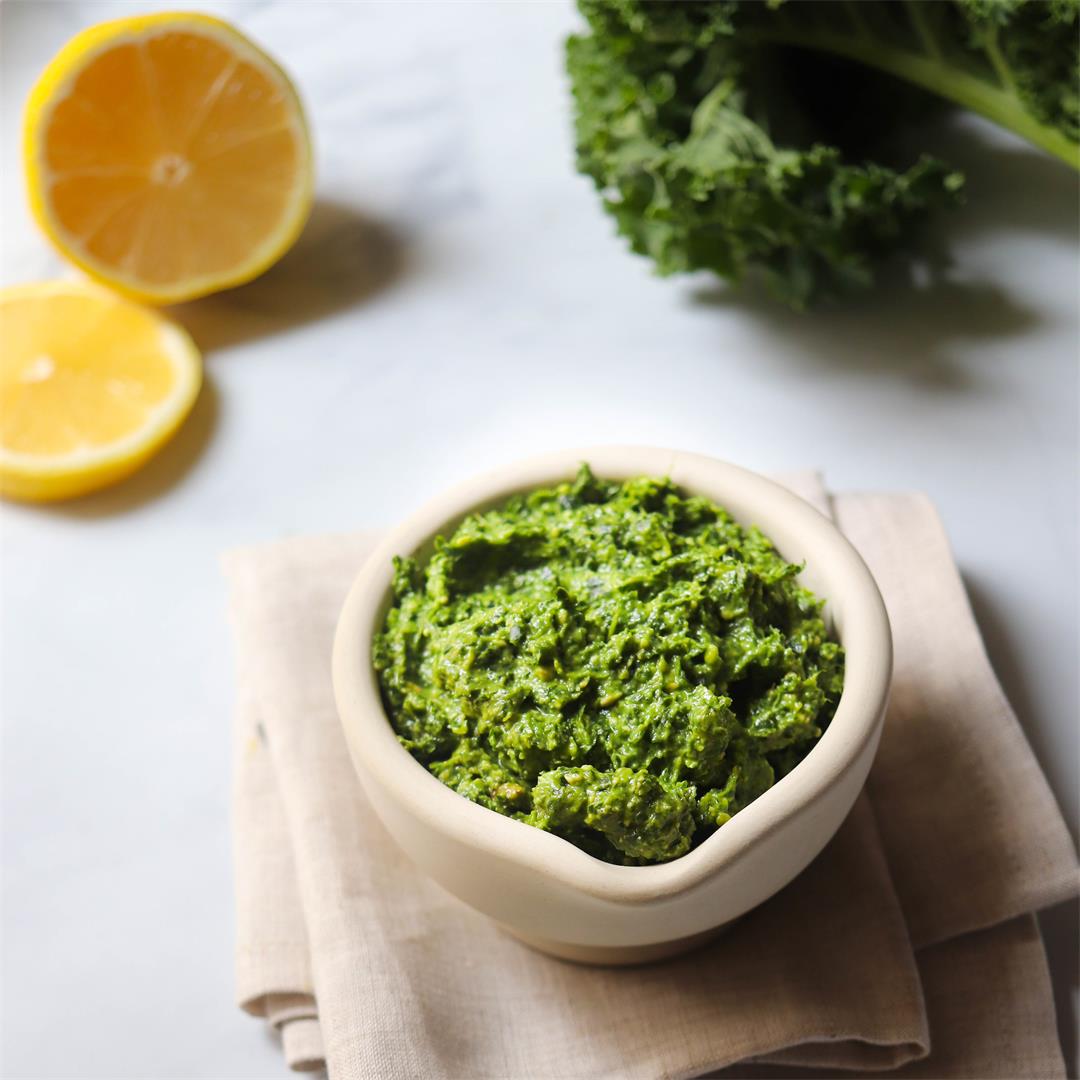 Quick & Healthy Vegan Kale Pesto