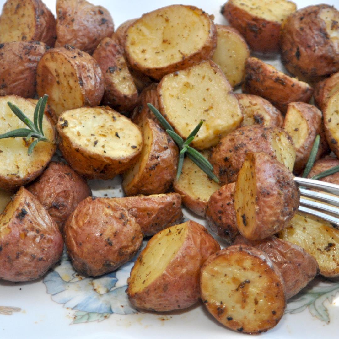 Roasted Baby Potatoes in Air Fryer