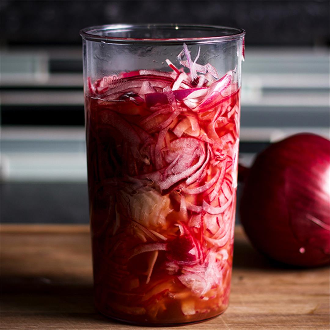 30-Minute Pickled Onions