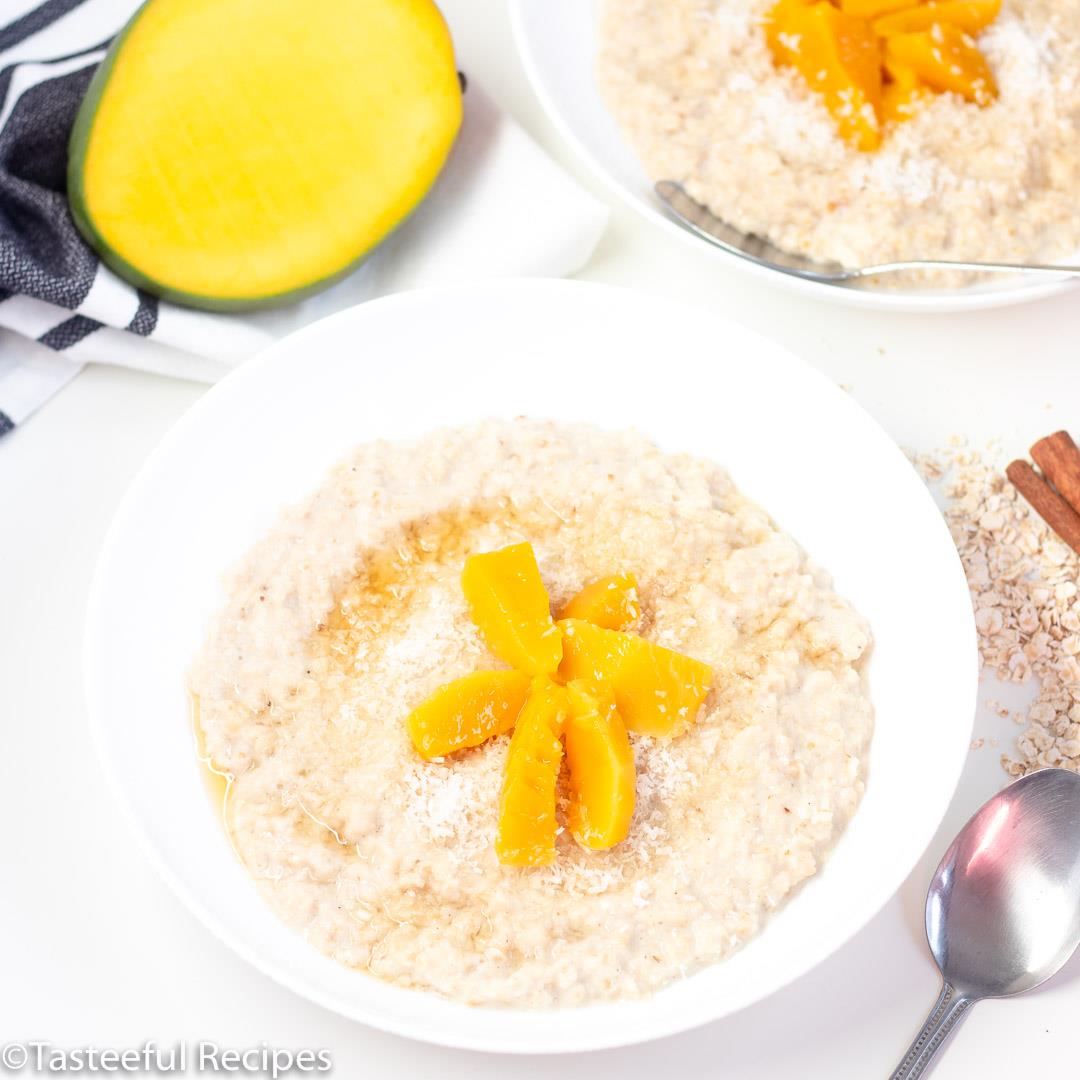 Quick Coconut Mango Oatmeal in 5 minutes