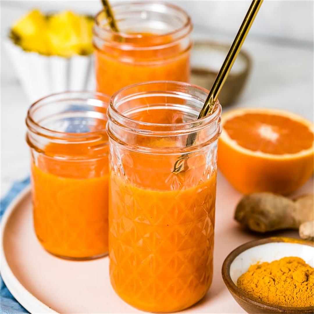 Carrot-Based Orange Turmeric Ginger Smoothie