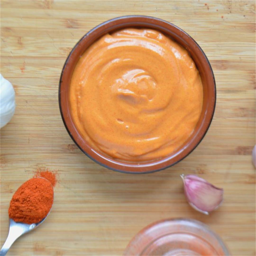 Homemade Sriracha Mayo — Tasty Food for Busy Mums Dips & Sauces