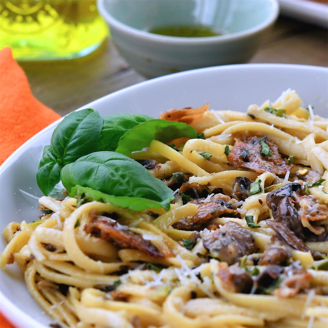 Prosciutto Recipe with Mushrooms and Pasta