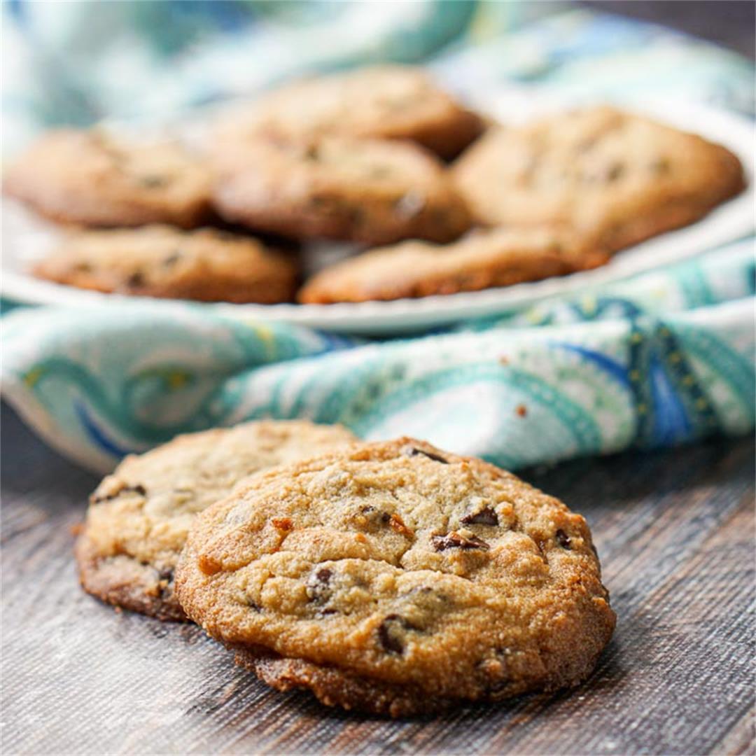 The Best Keto Chocolate Chip Cookies Recipe