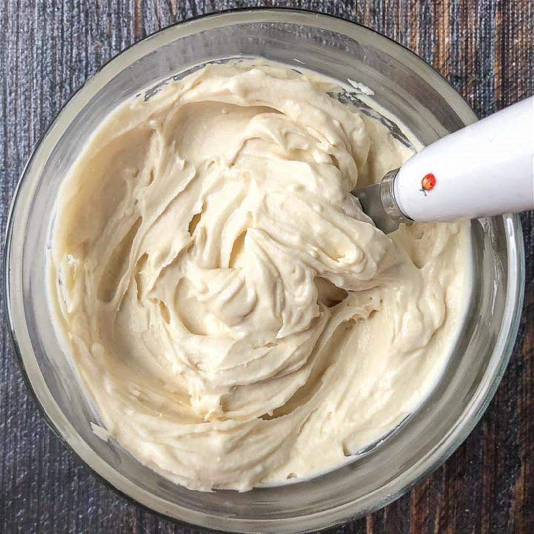 Easy Low Carb Cream Cheese Frosting Recipe