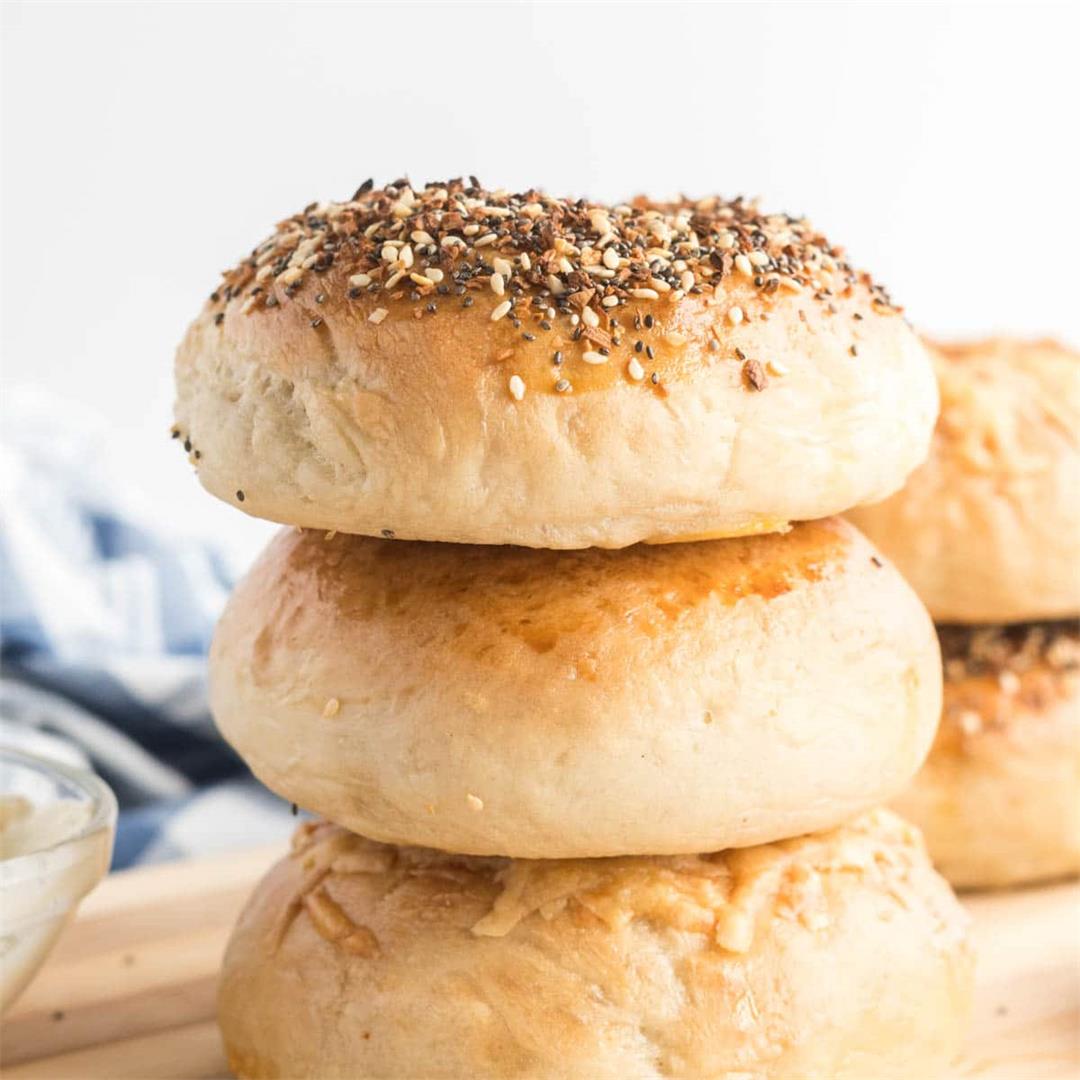How to make Homemade Bagels (just 4 ingredients)