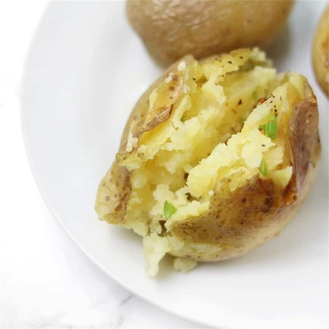 Instant Pot Baked Potatoes |Pressure Cooker Baked Potato