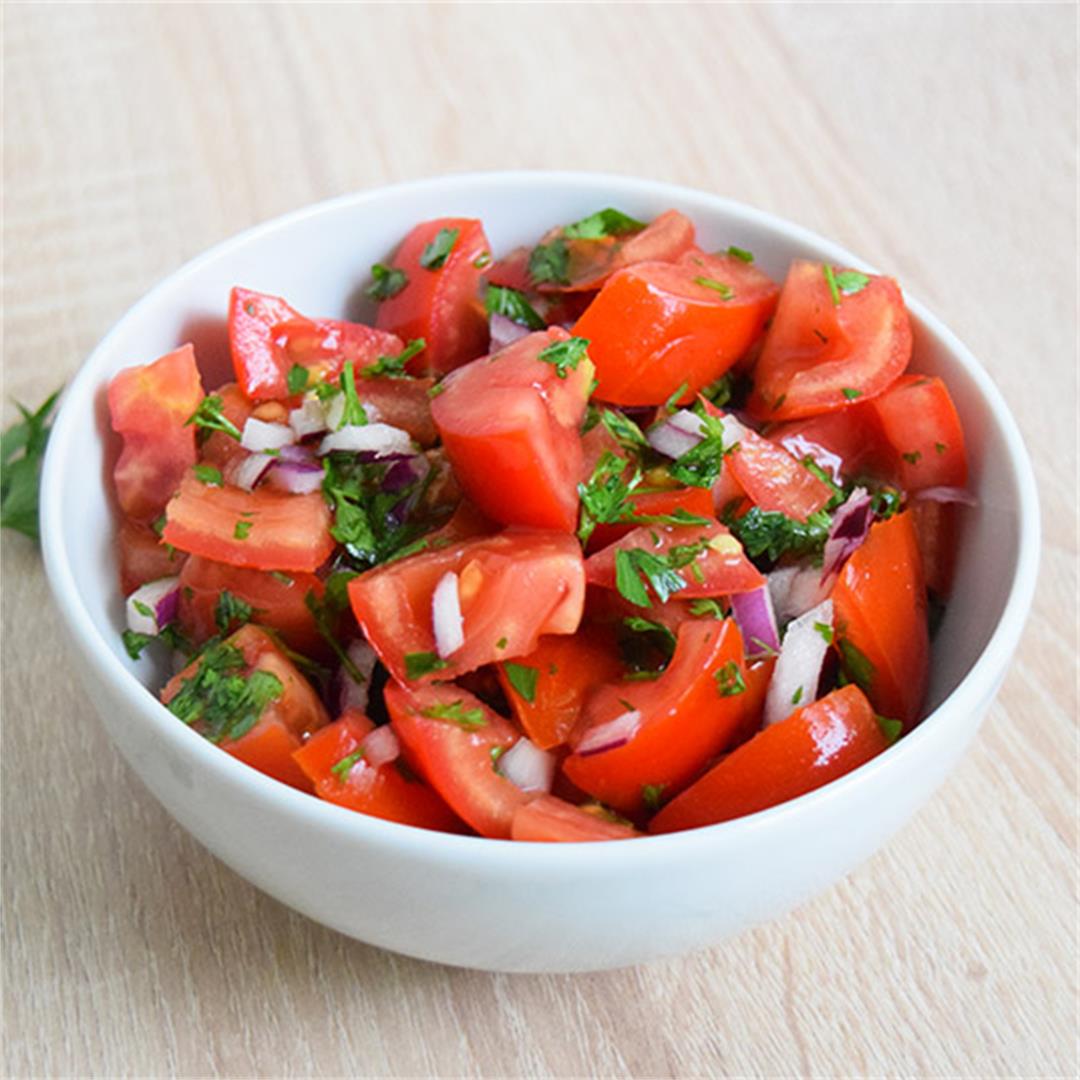 Quick & Easy Tomato Salad