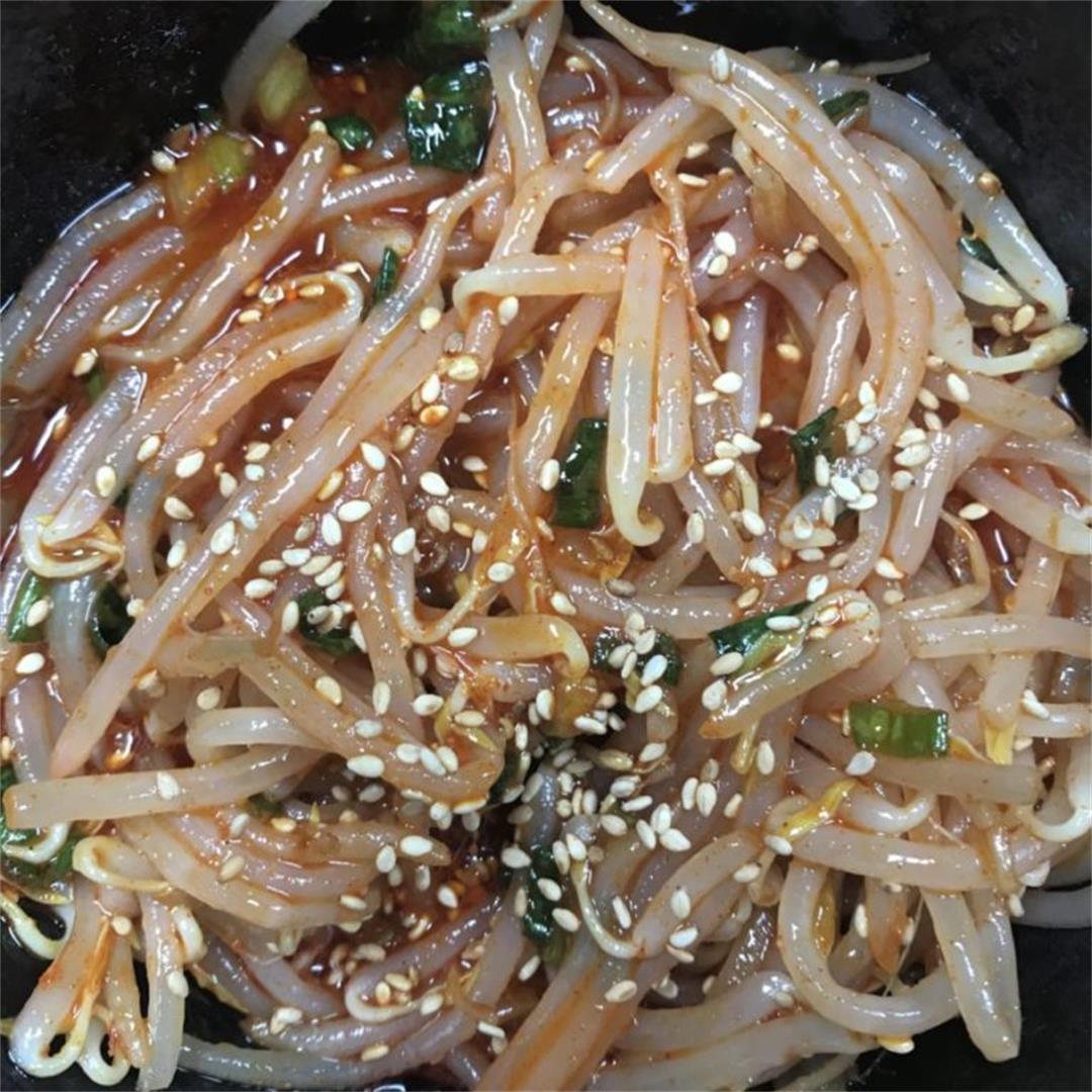 Spicy Korean Bean Sprouts (Kongnamool) Popular Side Dish / Simp