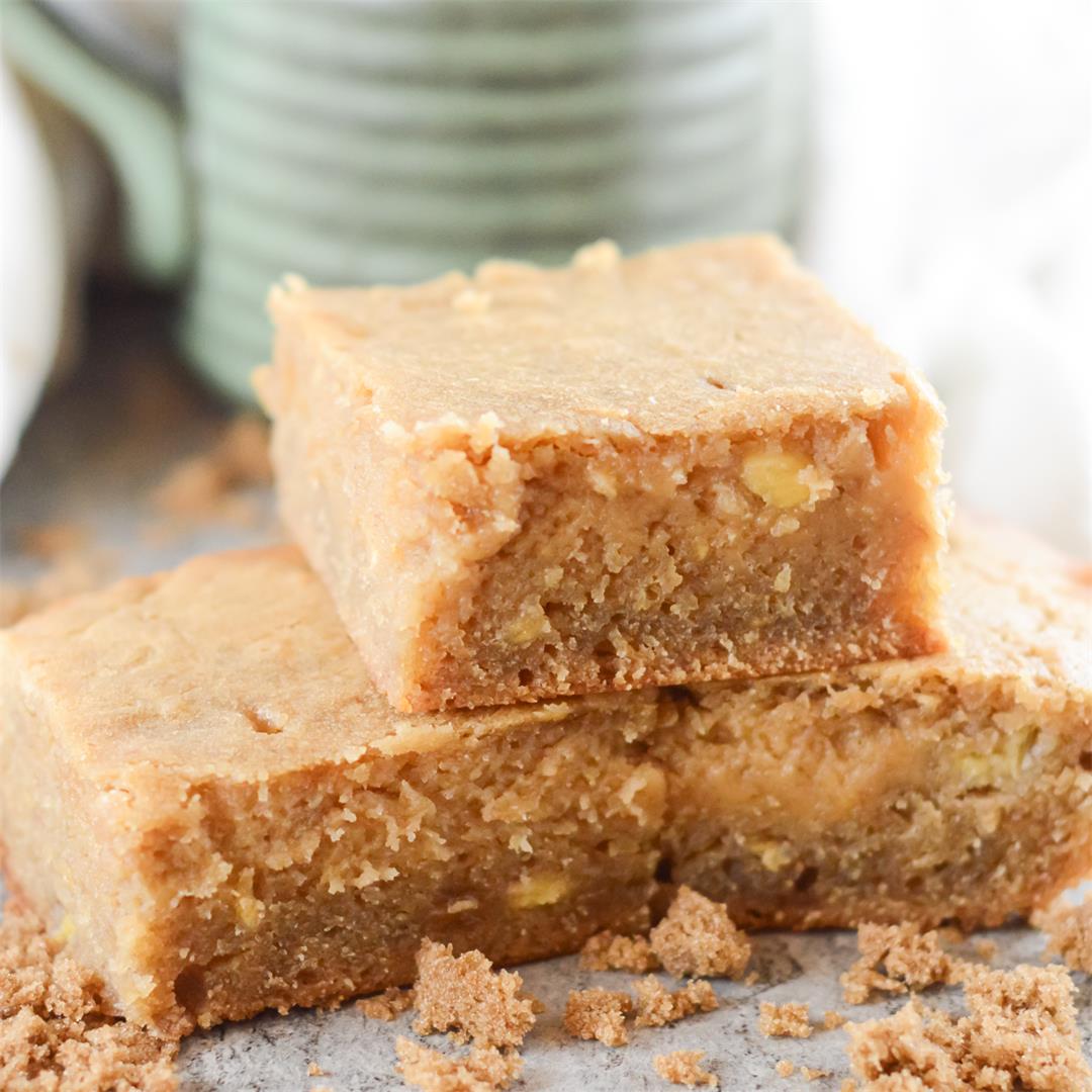 Gluten-Free Banana Blondies - It's Not Complicated Recipes