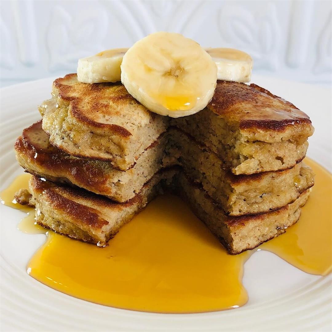 Paleo Banana Pancakes