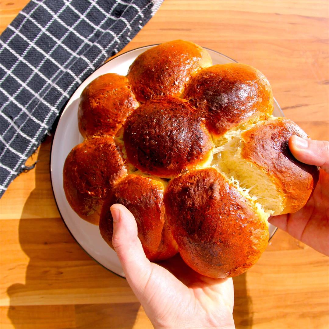 How to Make the Best Dinner Rolls in the World