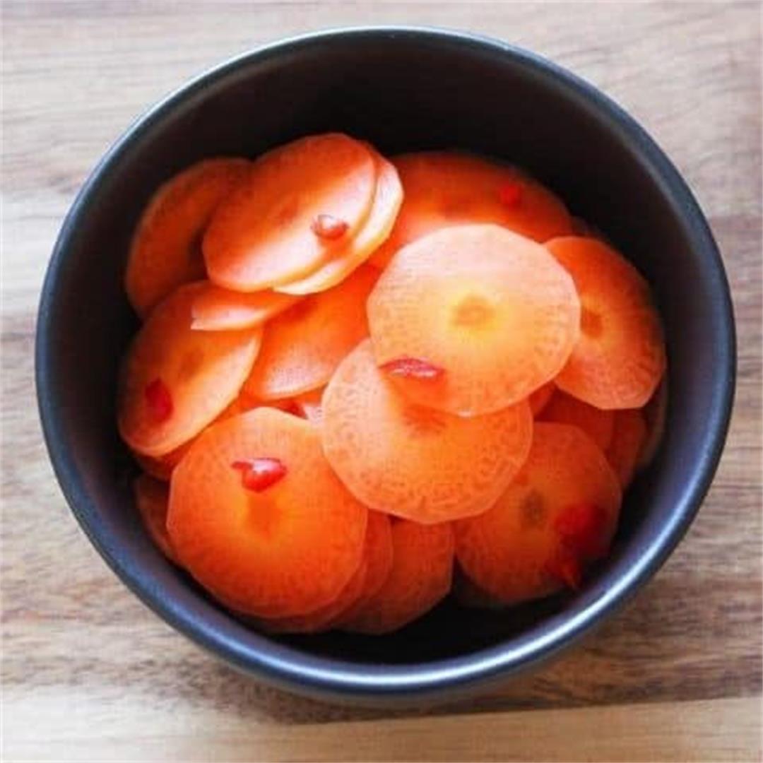 Spicy Pickled Carrots - It's Not Complicated Recipes