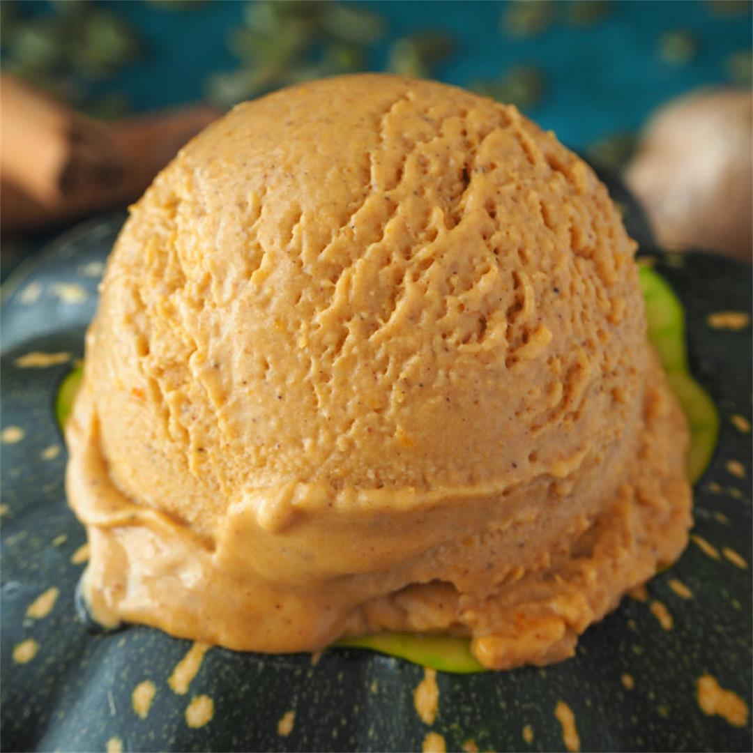 Pumpkin spice ice cream