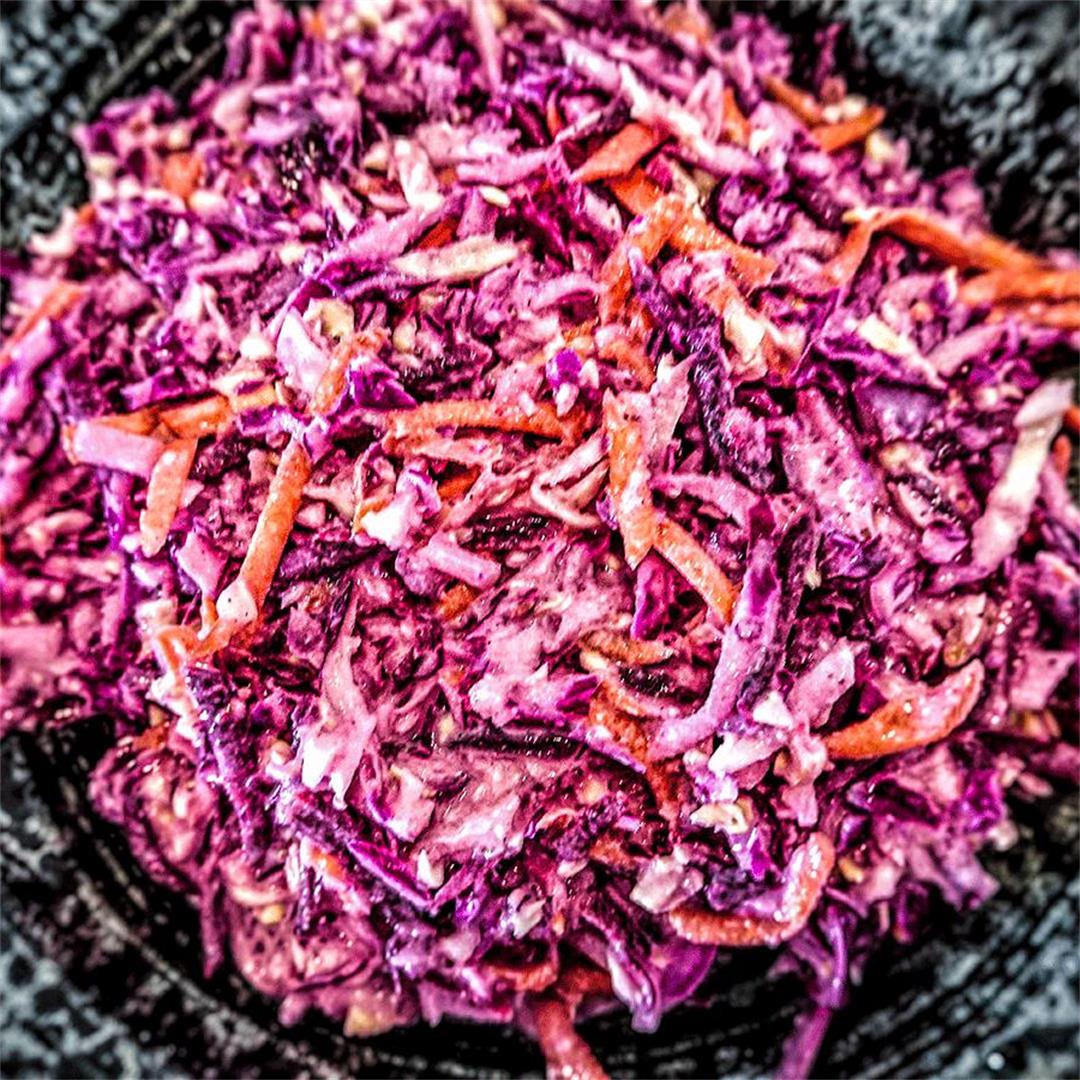 Easy No mayo Coleslaw recipe with red cabbage