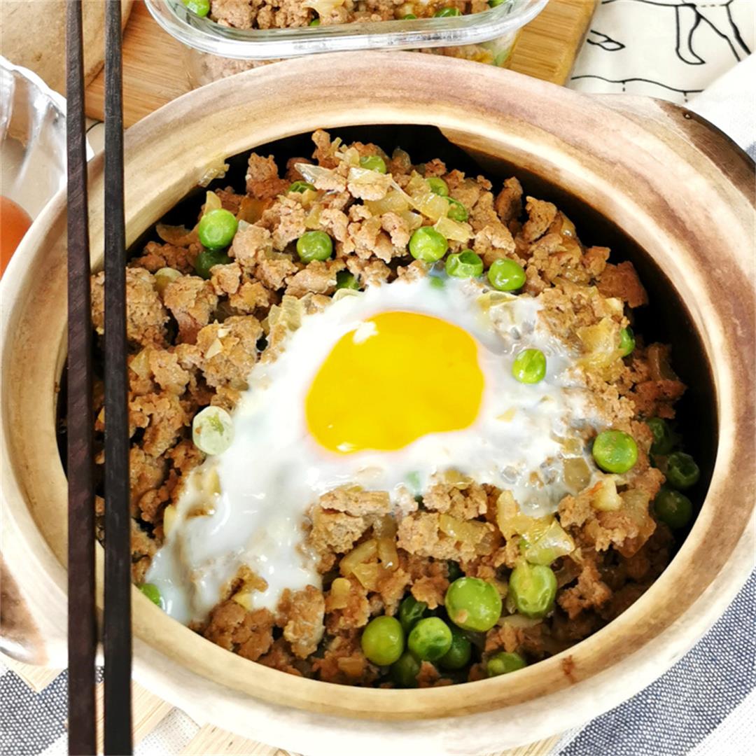 Ground beef rice 窝蛋牛肉饭- How to prepare a mouth-watering easy me