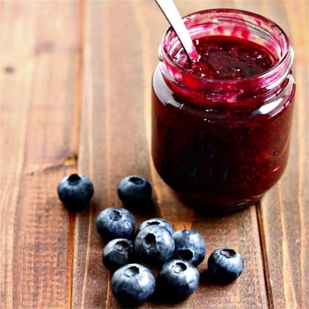 Blueberry Chia Seed Jam (30 mins until ready to eat!)