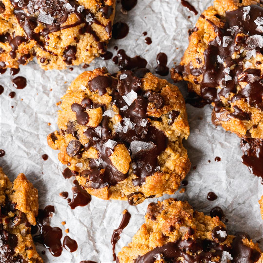 Low Carb Keto Salted Peanut Butter Chocolate Chip Cookies