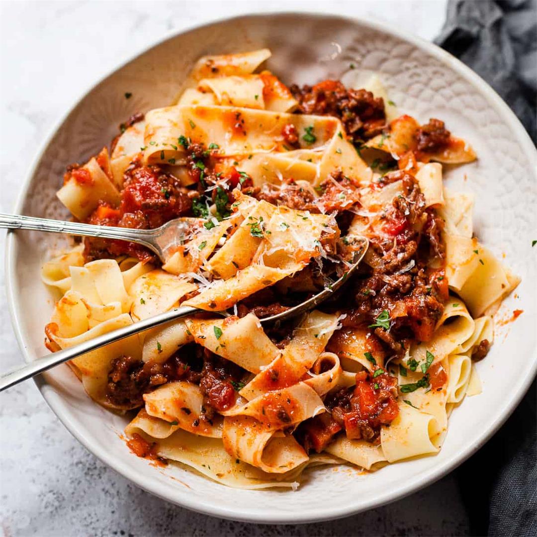 Slow Cooker Bolognese (Aldi Ingredients Only)