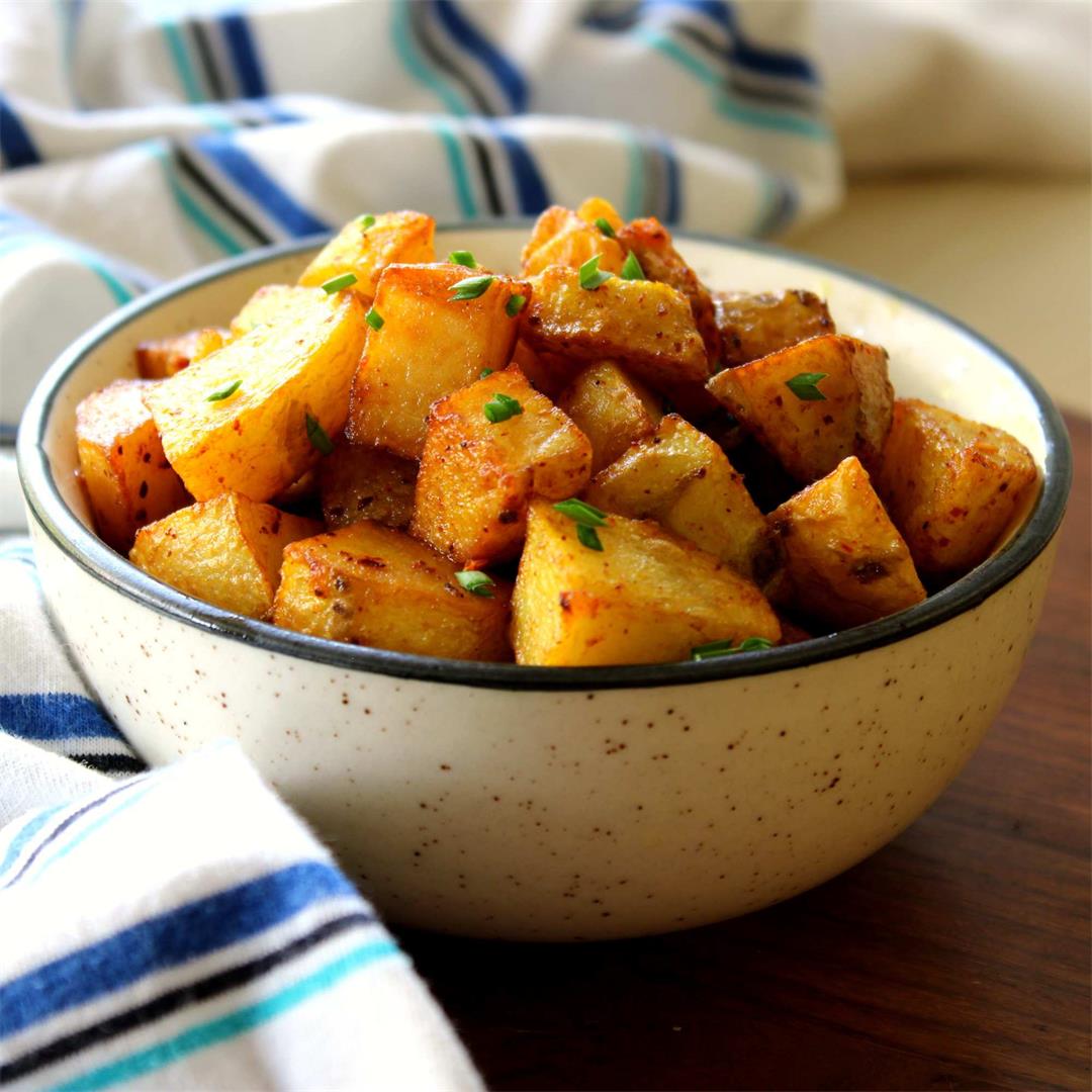Best Air Fryer Roasted Potatoes| Garlic & Herbs,Ready in 20 min