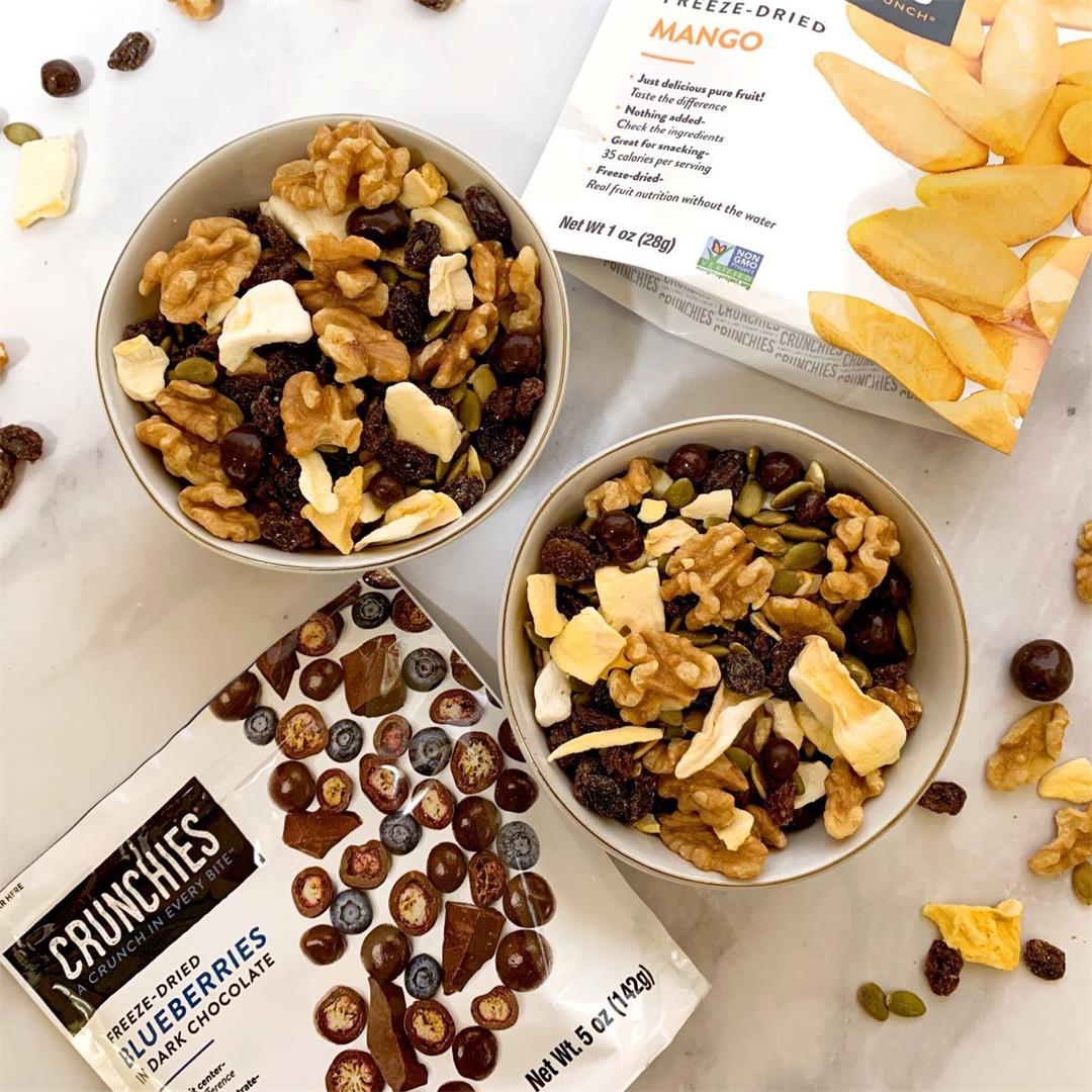 Easy Dried Fruit and Nut Trail Mix