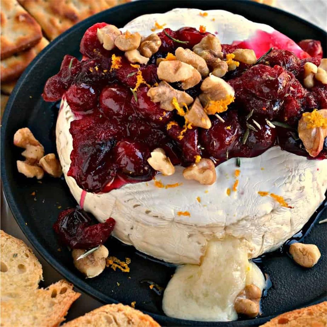 Baked Brie with Cranberries and Walnuts