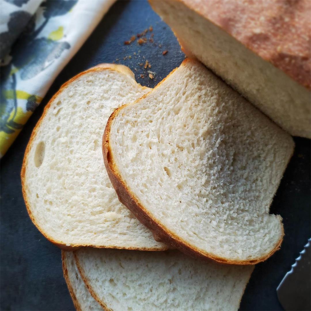 Basic white sandwich bread