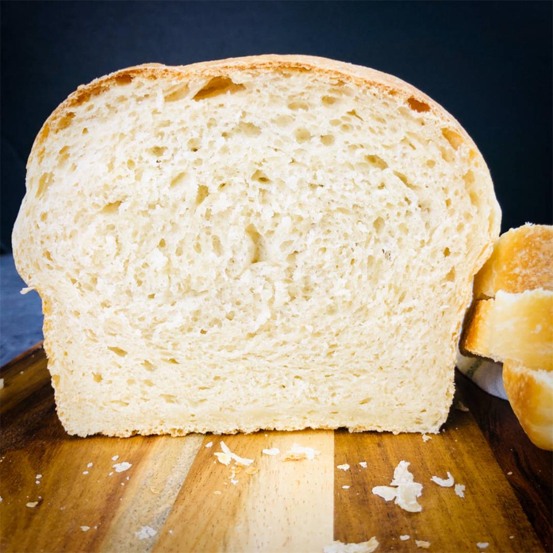 Sourdough sandwich bread
