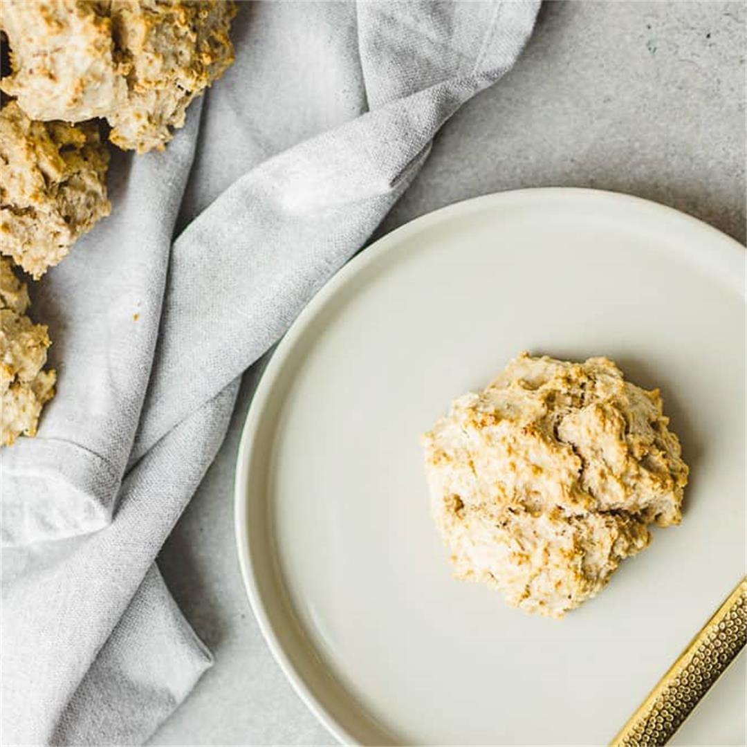 Vegan savory scones (Quick and Easy)