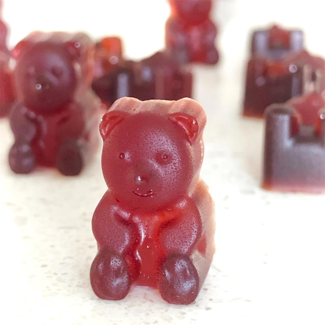 Homemade sugar-free gummy bear