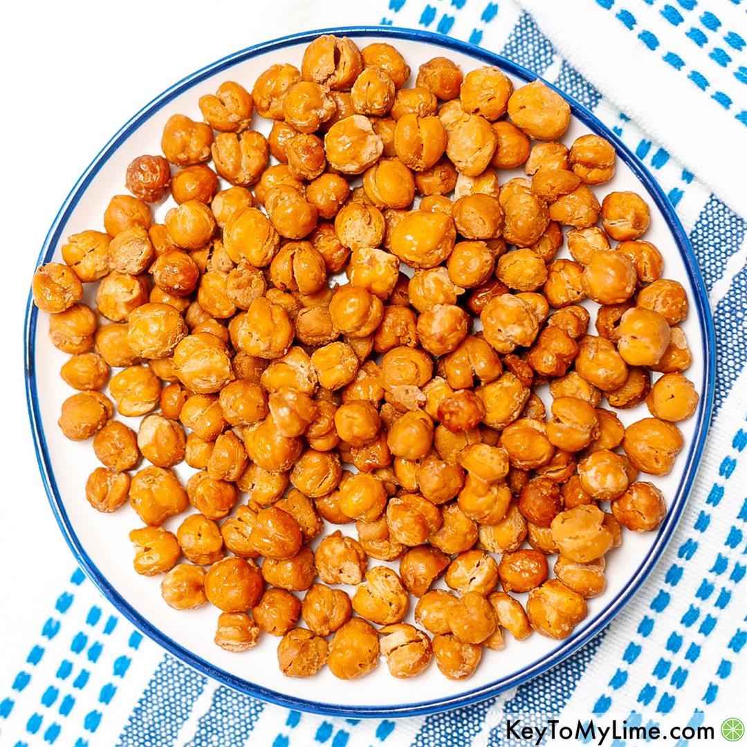 3-Ingredient Roasted Crispy Chickpeas Recipe - Key To My Lime