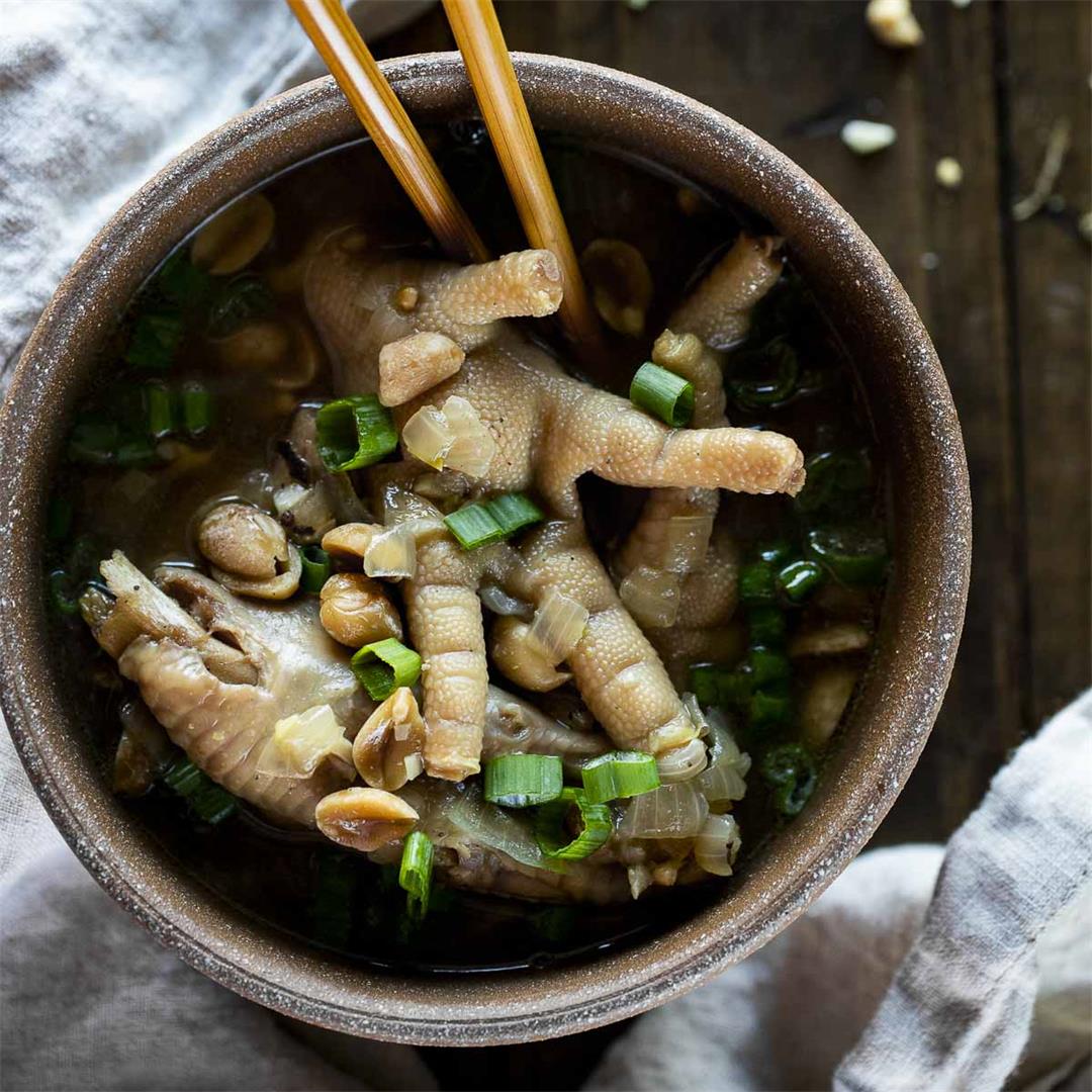 Cantonese Chicken Feet Soup with Peanuts