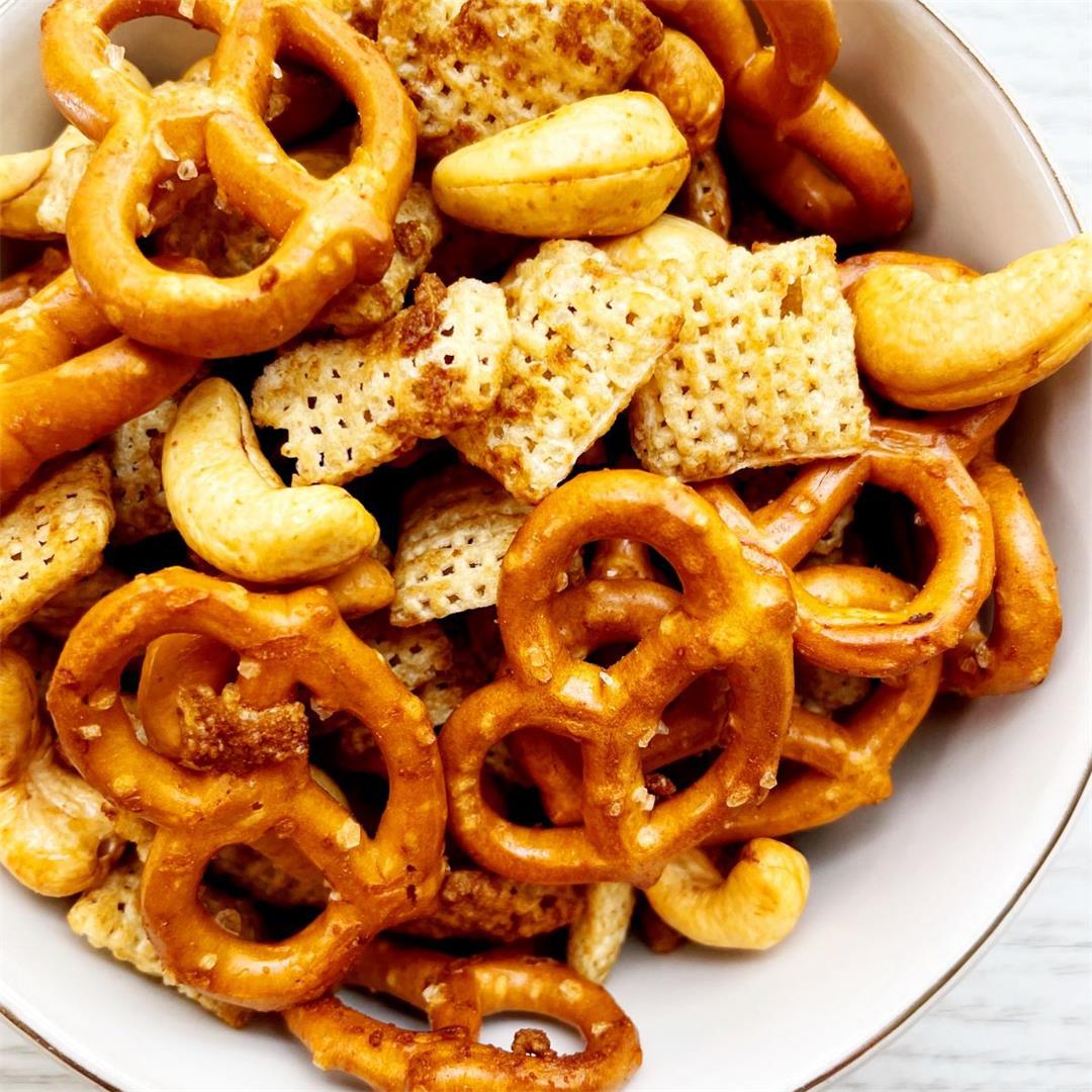 Small Batch 20 Minute Air Fryer Snack Mix