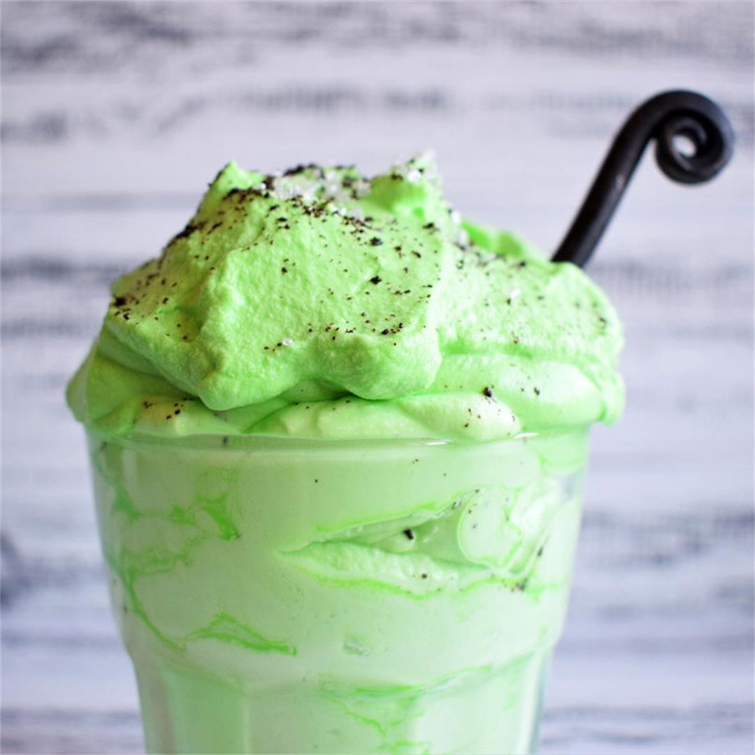 St. Patrick's Day Peppermint Whipped Cream